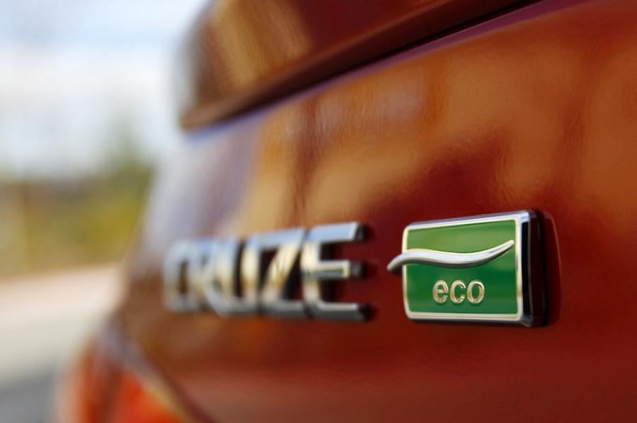  Chevrolet Cruze Eco 2011 года  (фото 40 из 47)
